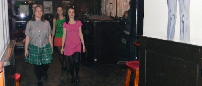 Flashmob-uri de Irish Dance în pub-urile din Centrul Vechi